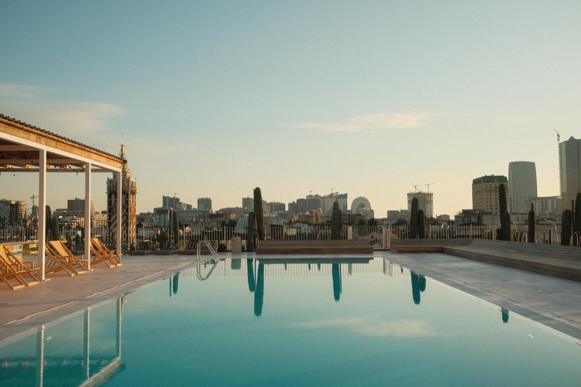 Rooms Hotel Batumi Luaran gambar
