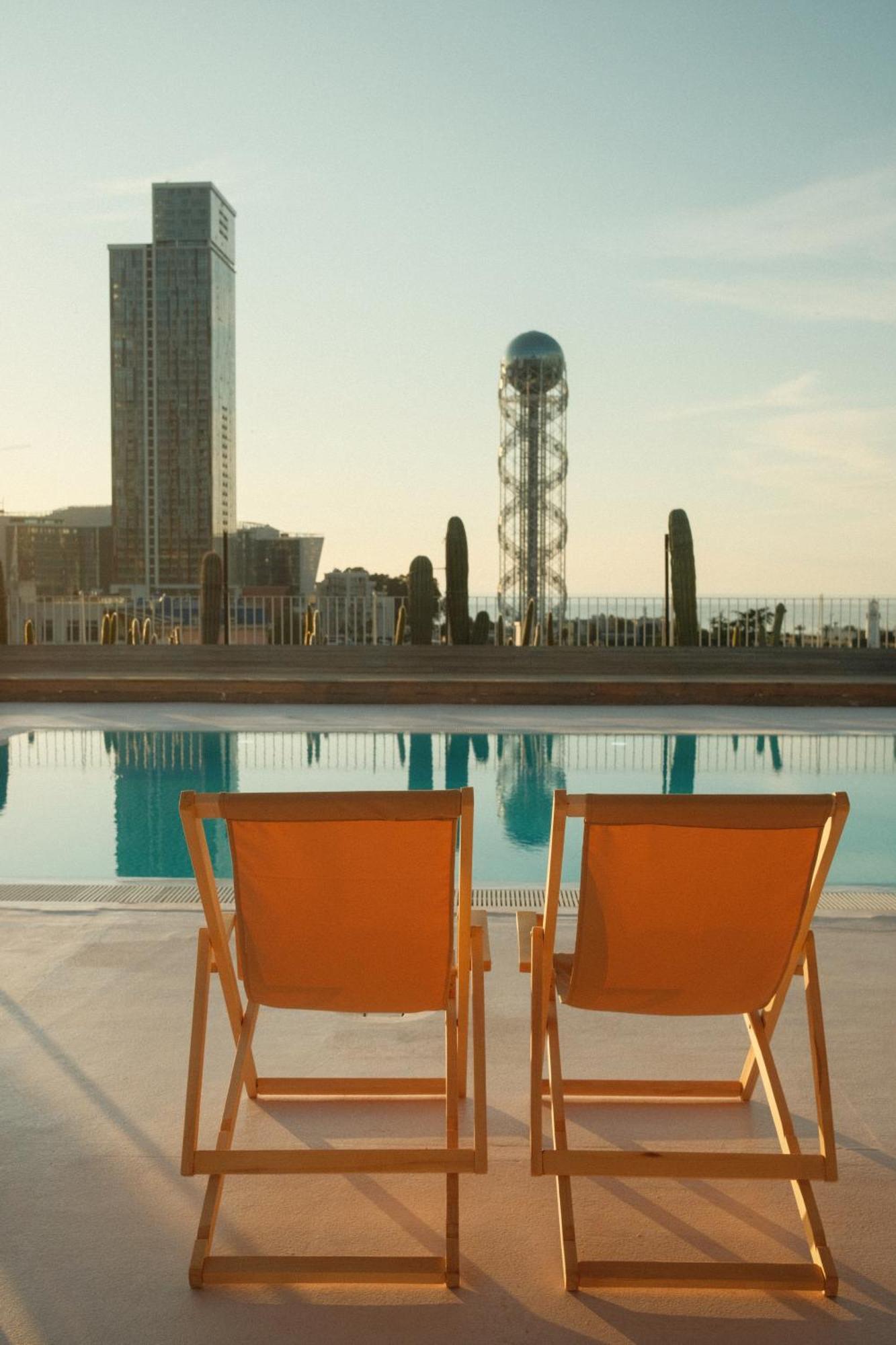 Rooms Hotel Batumi Luaran gambar