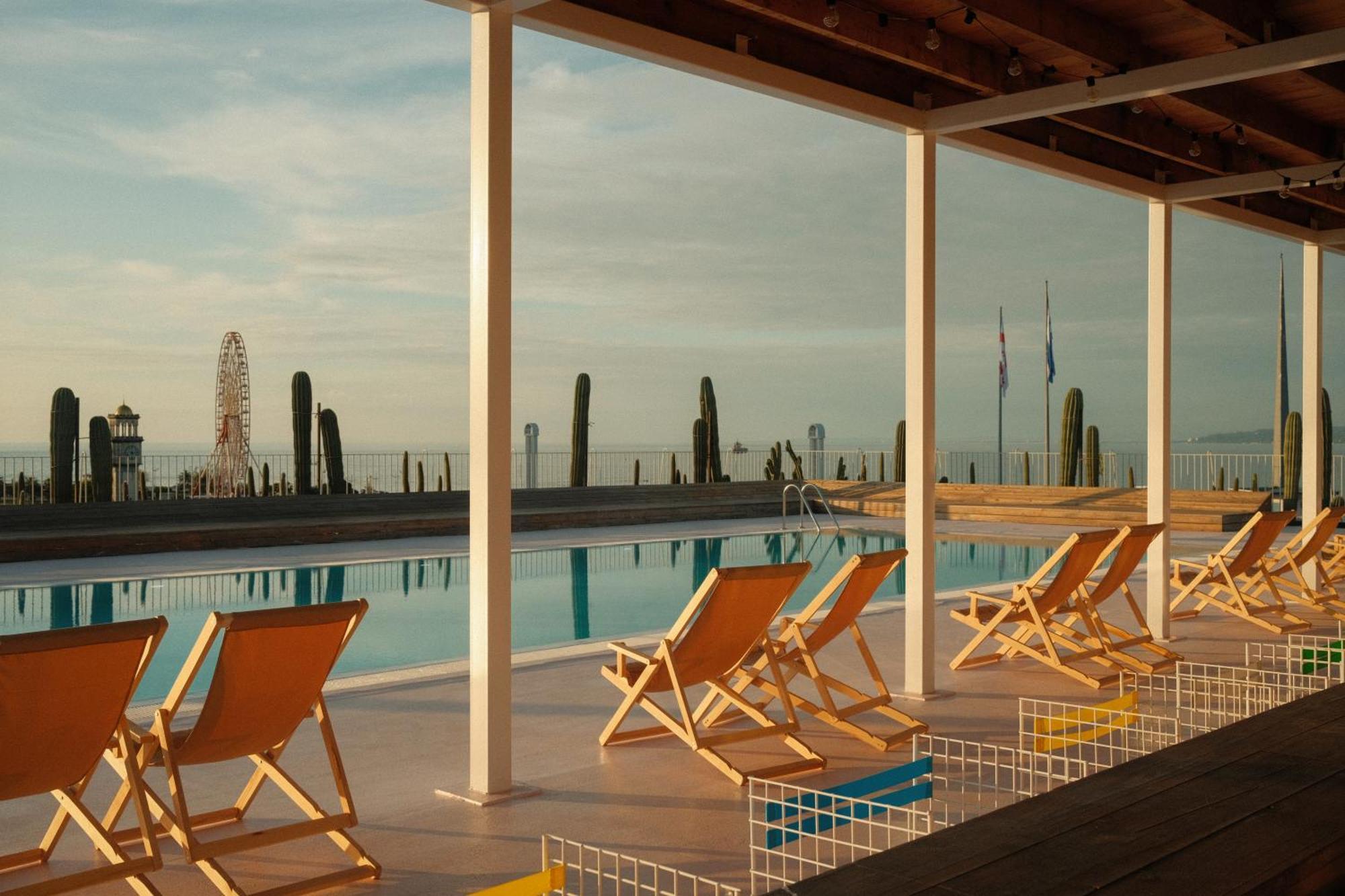 Rooms Hotel Batumi Luaran gambar
